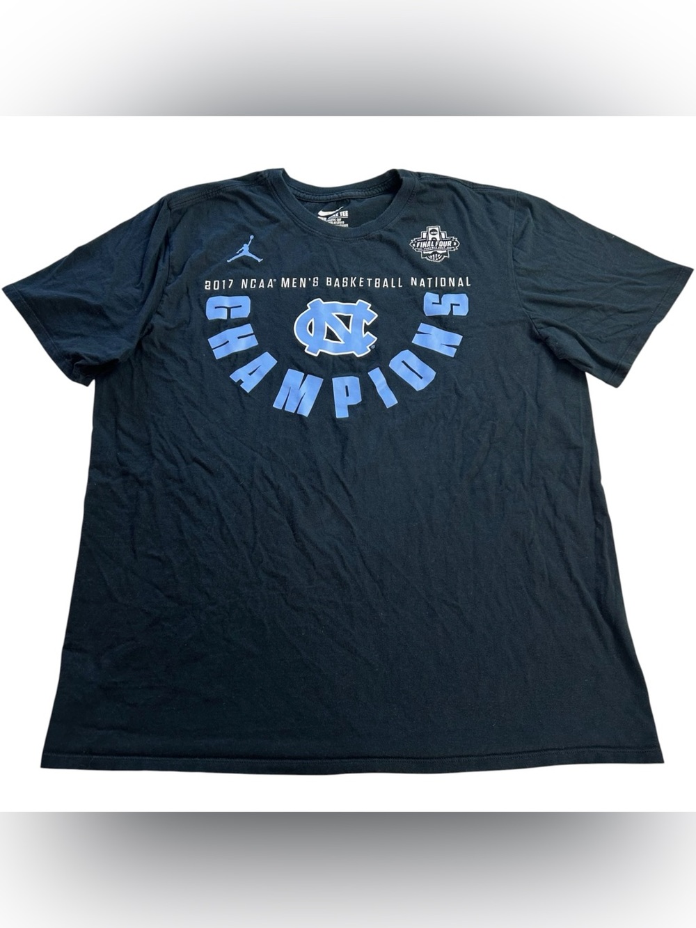 Nike Jordan UNC Tar Heels Basketball 2017 NCAA National Champions Shirt Men’s XL